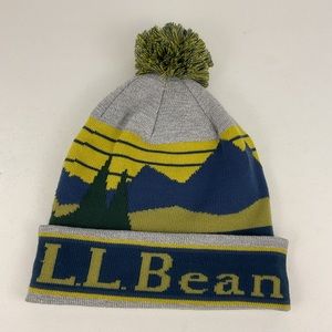 NWT. LLBEAN Adults' Katahdin Pom Hat